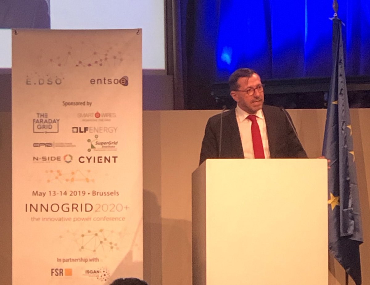 rgaraude's tweet image. @ChristianBuchel is highlighting the importance of the #DSOentity for the future of the #Grids and for efficient #Gridcodes.
@EDSO_eu @ENTSO_E @Energy4Europe @FSR_Energy