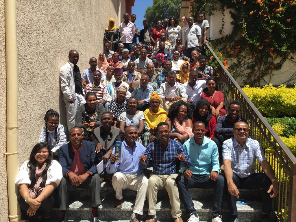 CLTSFoundation's tweet photo. Cheers to the enthusiastic 'army' of future facilitators of #CommunityLedTotalSostGulichaFree initiative in Ethiopia.

An exciting new venture undertaken by us with @VitaIreland, @SOSSahel, @FarmAfrica and @selfhelpafrica towards a Climate-Resilient Green Ethiopia! https://t.co/4yjgZWUt8E