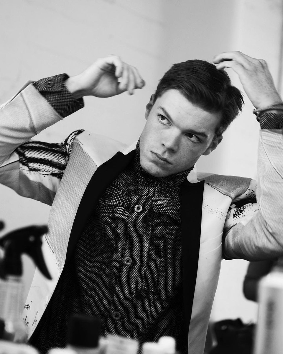 SimilionGinger's tweet image. 