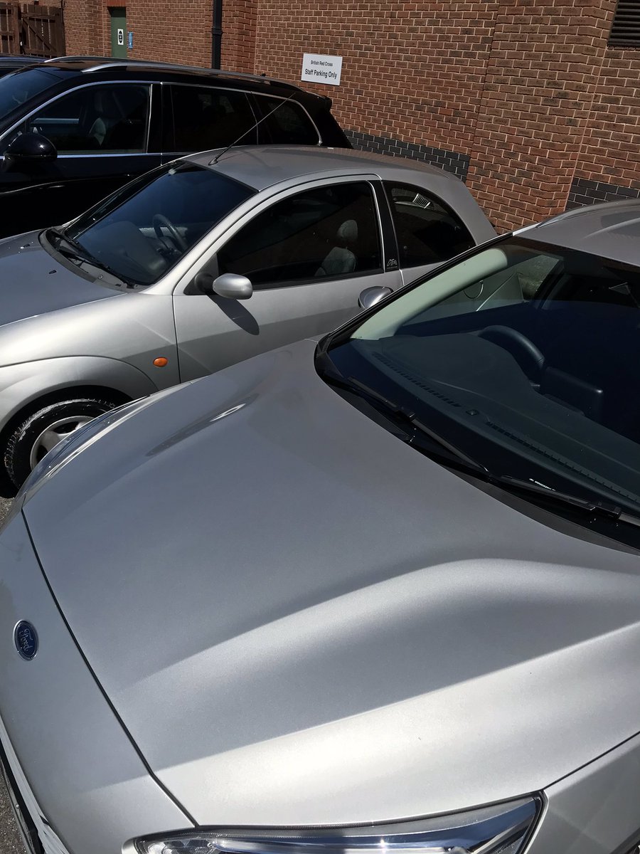 PThompson_Oxted's tweet image. #RedCrossWeek Pauls car wash done #FinalTwo of 9 !! Not s bad morning and 3figures £s raised !!! - Now off to the PC and see what i have missed @BritishRedCross @pablito100001