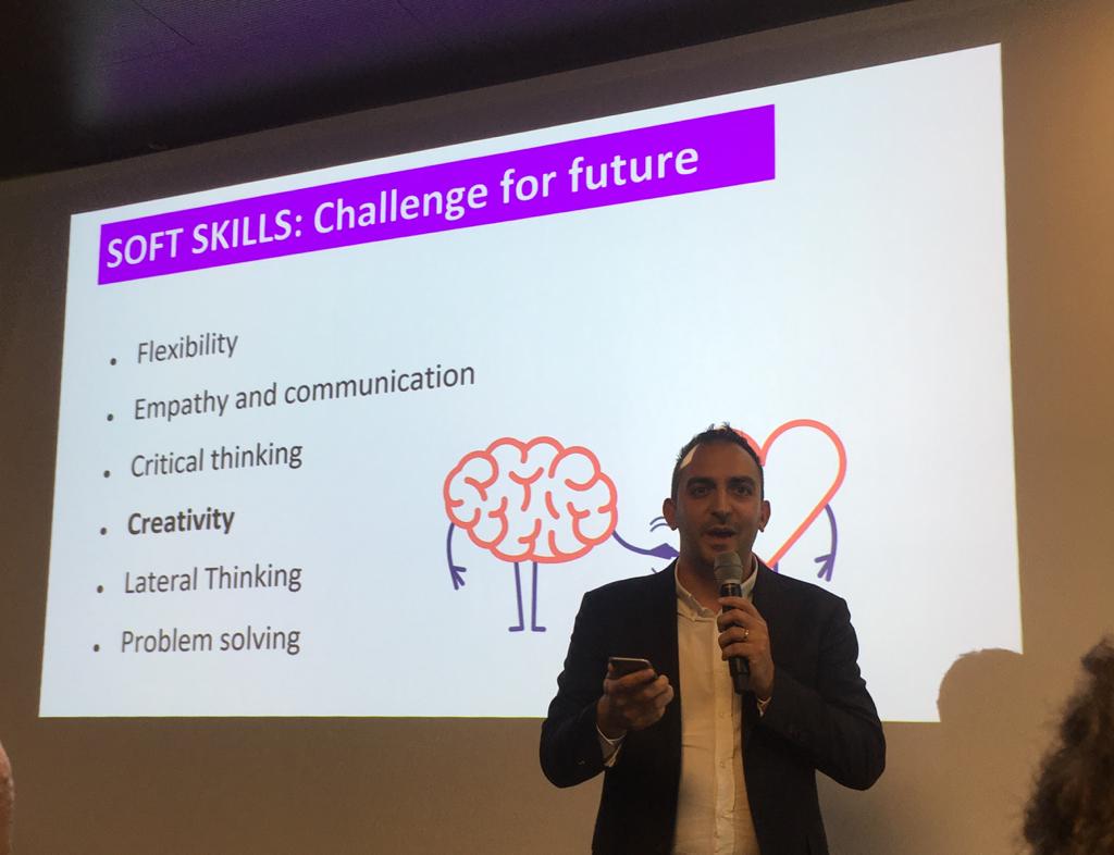 If we want to leverage the value of AI we need to change our soft skills <a href="/alessiosemoli/">Alessio Semoli</a> @Accentureitalia #AccentureFinTechForum #FTSFEST19