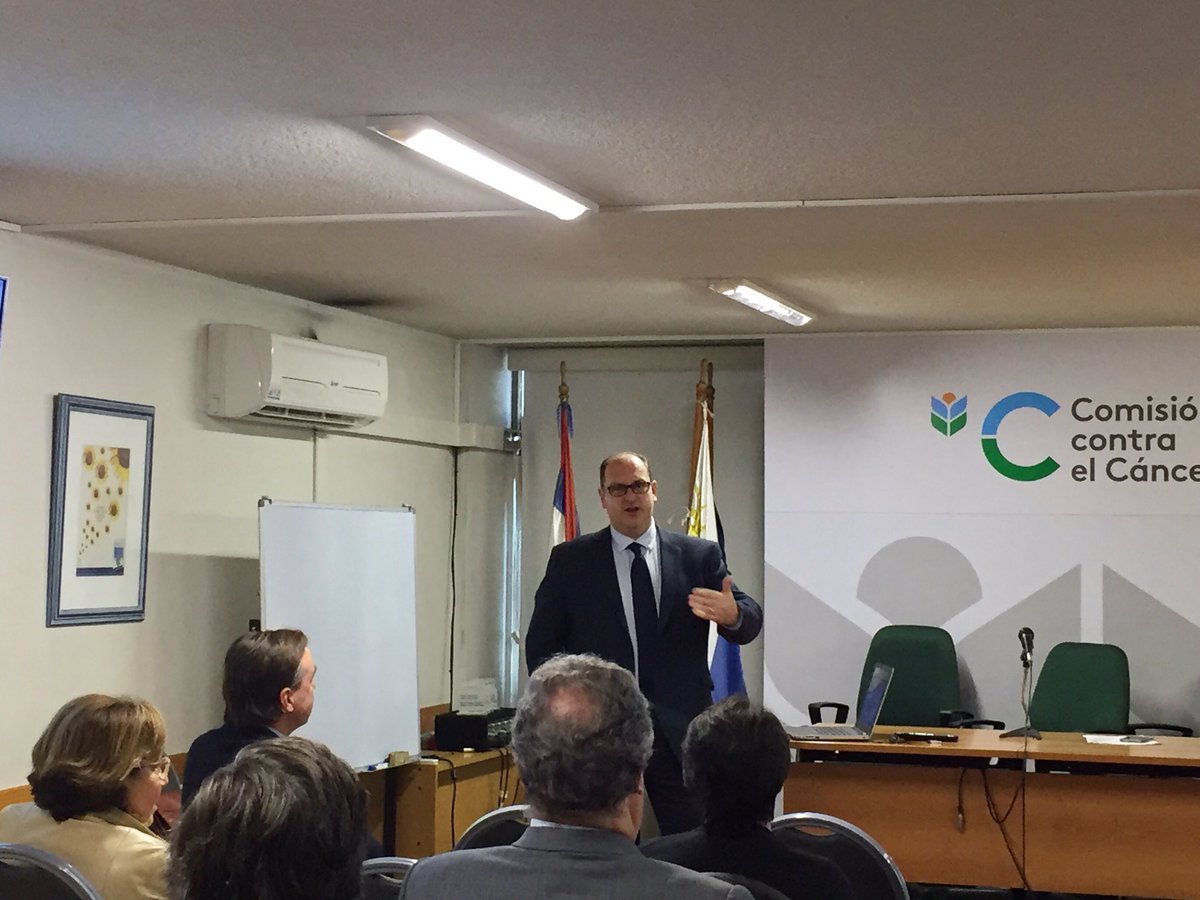 Comisión contra el Cáncer tweet media