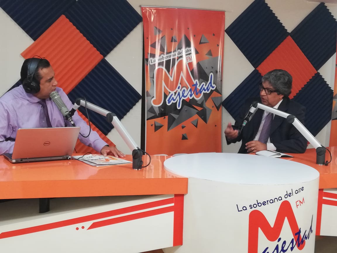 Educacion_Ec's tweet photo. .@mlunatamayo, ministro: El Acuerdo Nacional por la Educación consta de 4 mesas de trabajo, que tratarán sobre Derechos Humanos, Educación Técnica, Jóvenes y Empleabilidad, Educación en Valores y Educación para el Desarrollo Sostenible. #AcuerdoNacionalEcuador https://t.co/CL2d2PCoUl