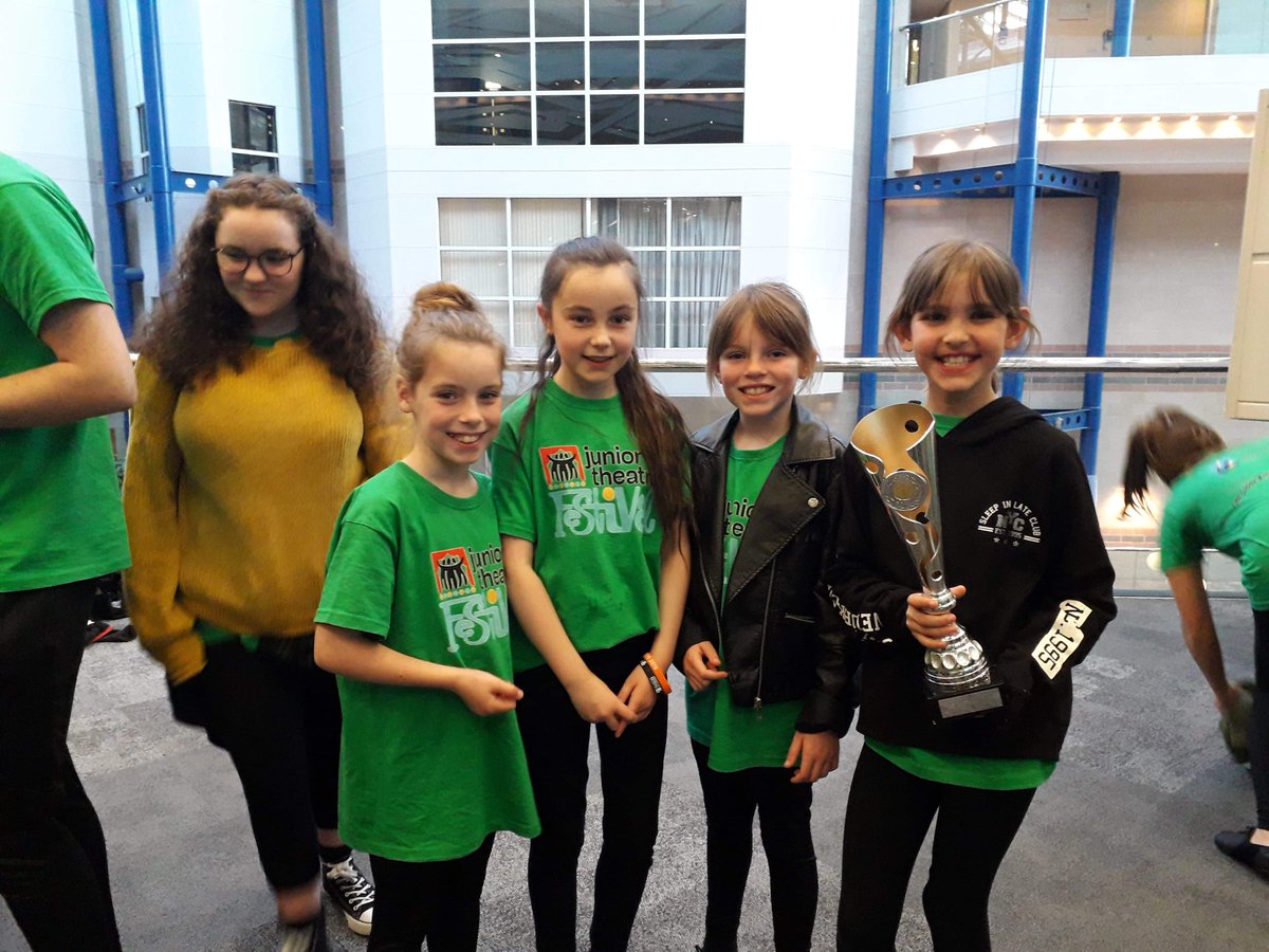 Alex Esney tweet media