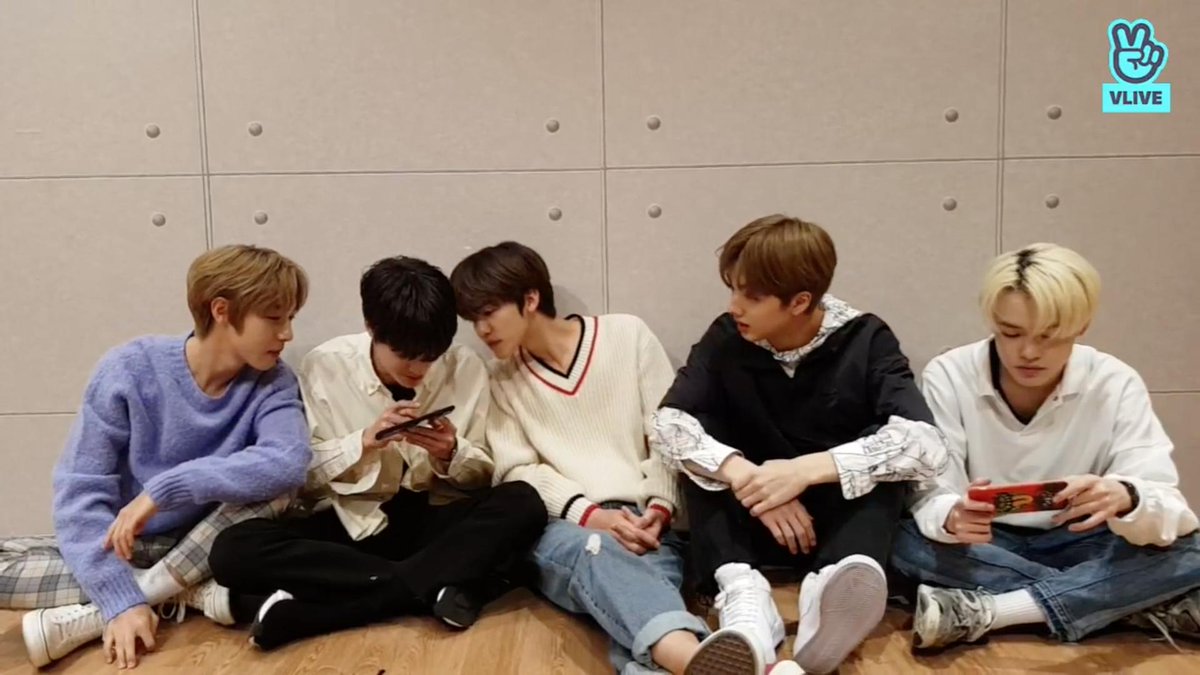 𝐧𝐨𝐦𝐢𝐧.𝐦𝐨𝐦𝐞𝐧𝐭𝐬 tweet media