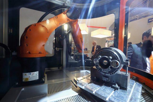 K3BSolutions's tweet image. Can robots really replace traditional tools? Find out here -- &amp;gt; bit.ly/2E69WD0 @ZenootUK
