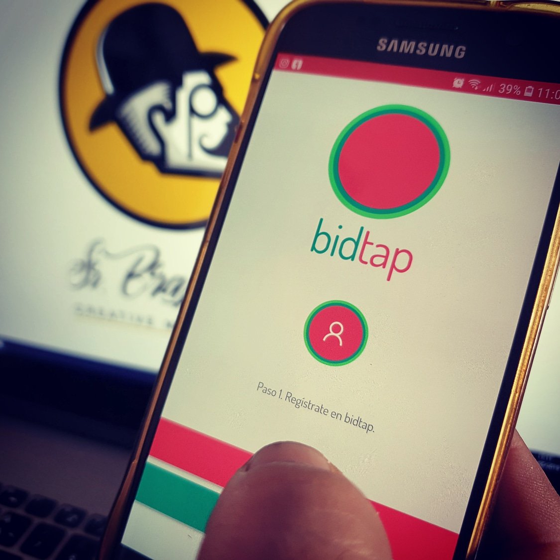 BrandonAgencia's tweet photo. La familia @BrandonAgencia se va haciendo más grande. Hoy nos convertimos en una pieza de @bidtap_io, una app para restaurantes. Ellos vinieron pidiendo 'guerrilla' para sus redes y se la vamos a dar. ✊😉 ¡Al turróooooon!
#SrBrandon #RedesSociales #Redes #Jaén #CommunityManager https://t.co/4yM47w0isL