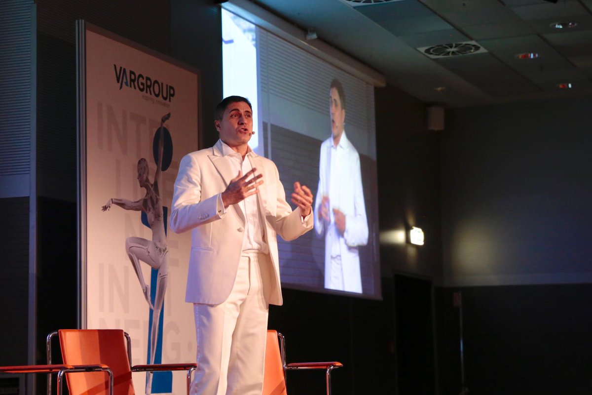 Luca Rallo (@lucarallo) on Twitter photo Sul palco <a href="/Moreno_Morello/">Moreno Morello</a> apre la sessione dedicata alla «Digital Security» nella quale il celebre inviato di <a href="/Striscia/">Striscia la notizia</a> ha declinato l'approccio sbagliato ai truffatori, in chiave digitale: «Porsi le giuste domande può limitare i casi di cittadini truffati». #ConventionVar Sul palco <a href="/Moreno_Morello/">Moreno Morello</a> apre la sessione dedicata alla «Digital Security» nella quale il celebre inviato di <a href="/Striscia/">Striscia la notizia</a> ha declinato l'approccio sbagliato ai truffatori, in chiave digitale: «Porsi le giuste domande può limitare i casi di cittadini truffati». #ConventionVar
