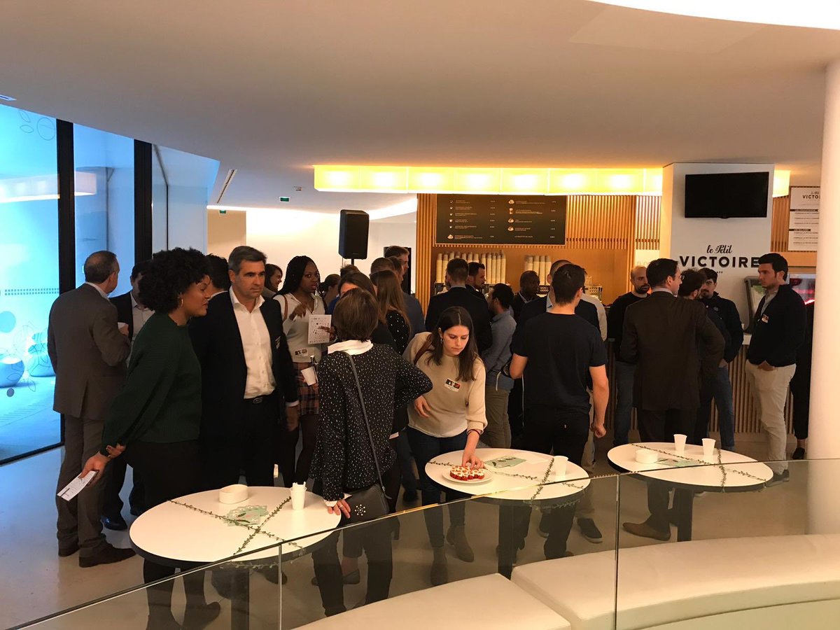 Soirée #partenariats #startup <a href="/AXA/">AXA</a> ! Nous sommes très heureux d’accompagner plus de 130 #startup et d’animer cette magnifique communauté <a href="/voitechnology/">Voi Technology</a> <a href="/loueragile/">Jinka (ex LouerAgile)</a> <a href="/BlaBlaCar_FR/">BlaBlaCar France</a>  @Boltapp_fr <a href="/ALBeneteau/">Anne Laure Beneteau</a> <a href="/EliseBertLeduc/">Elise Bert</a>
