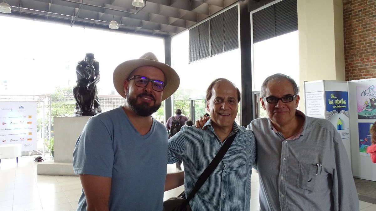 PlazaSalvati's tweet photo. Extrañando no estar este año en la #FILCR2019  y pensando en los buenos amigos de mi querida #CostaRica 
@juan_murillo @Guiller12790376 @luischaves @lauracasasa @fabicocha #GustavoChaves #RodrigoSoto @Asterion9 #LauraFuentes #LibrosDuluoz @uruk_editores  #MaríaLourdesCortés https://t.co/eJ2mL8oYsx