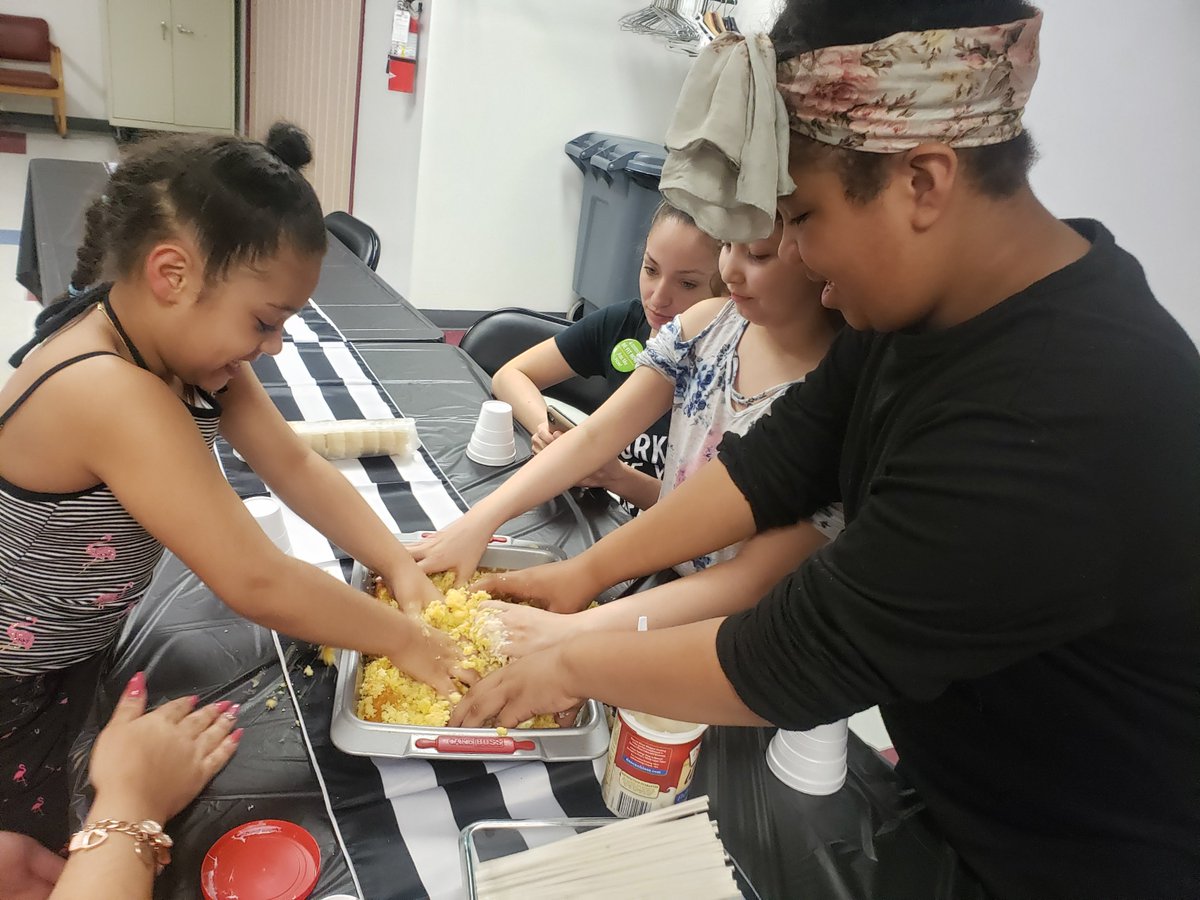 HazletonYWCA's tweet image. The Mommy &amp;amp; Me was a great time to have that special bond with their mommy. Thanks to the children who made it special for their mommies. Having this moment with your little ones shows us mom  putting a beautiful smile on their faces is priceless. ou are supermom keep rocking.