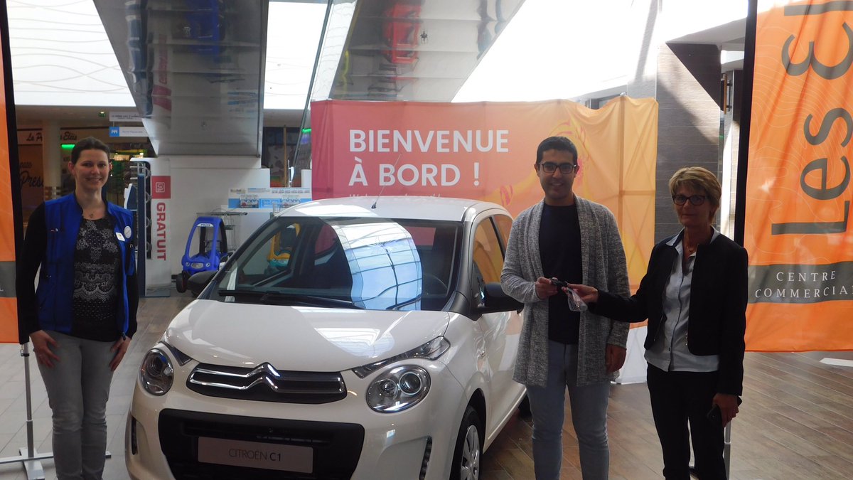 les_eleis's tweet photo. *** #ANNIVERSAIRE ELEIS ***
Près de 15000 euros de dotations ont été offerts pour les 6 ans des #Eleis dont cette voiture dont les clés ont été remises à son nouveau propriétaire cet après-midi.
Merci à tous nos partenaires notamment @Carrefour et les boutiques des #Eleis https://t.co/g4buvF71OZ