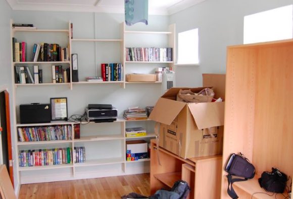 OttValleyMovers's tweet image. Every #Outaouais #movingcompany knows the same simple truth: moving from one home to another has the potential to be one of the most stressful experiences possible. 

But guess what? It doesn't have to be, if you follow these trusty #unpackingtips: 

ottawavalleymovers.ca/blog/settling-…