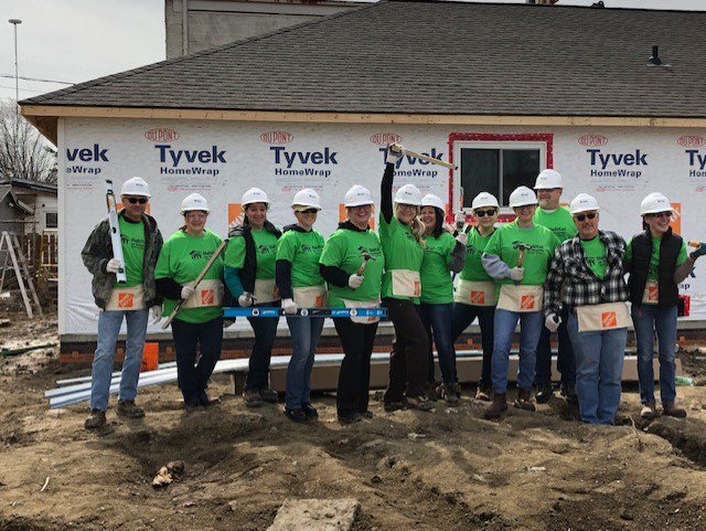 Electrozad's tweet photo. Through their community partnerships, @H4HWindsorEssex has been working to provide safe living environments for families since 1994. We're proud to support their initiatives and to do our part in changing the landscape of poverty in Windsor/Essex. 
 
https://t.co/qBh9S1JgmI https://t.co/IECQcKO2ti
