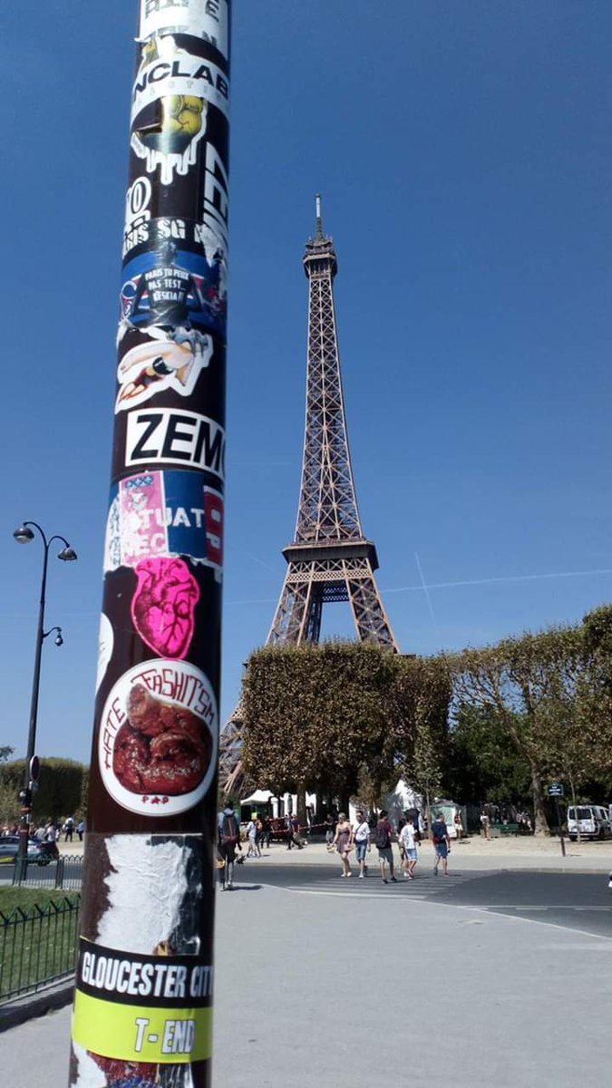 hardworkingdsgn's tweet photo. Deja un sticker hard working urban blood donde tu quieras. Busca todos nuestros modelos en https://t.co/Ya3KMNkSNq #puebla #djs #hardworking #urban #blood #hardworking #puebla #paris #mexico https://t.co/PliZ4SqkFr