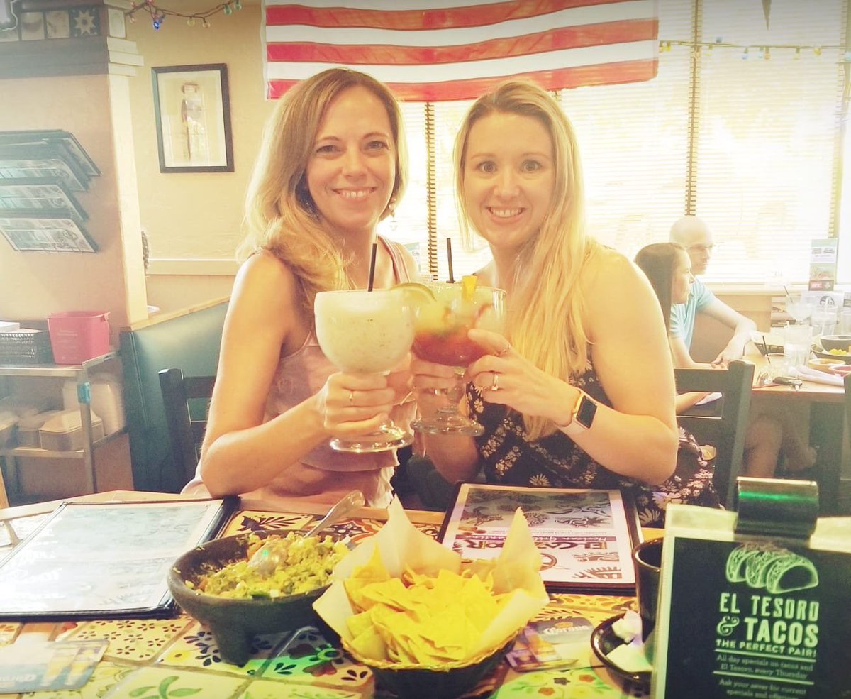 ElCazWhidbey's tweet photo. Why not make it a Margarita Monday? 😊☀️ Salud! #elcaz https://t.co/2mxYBxHuo6
