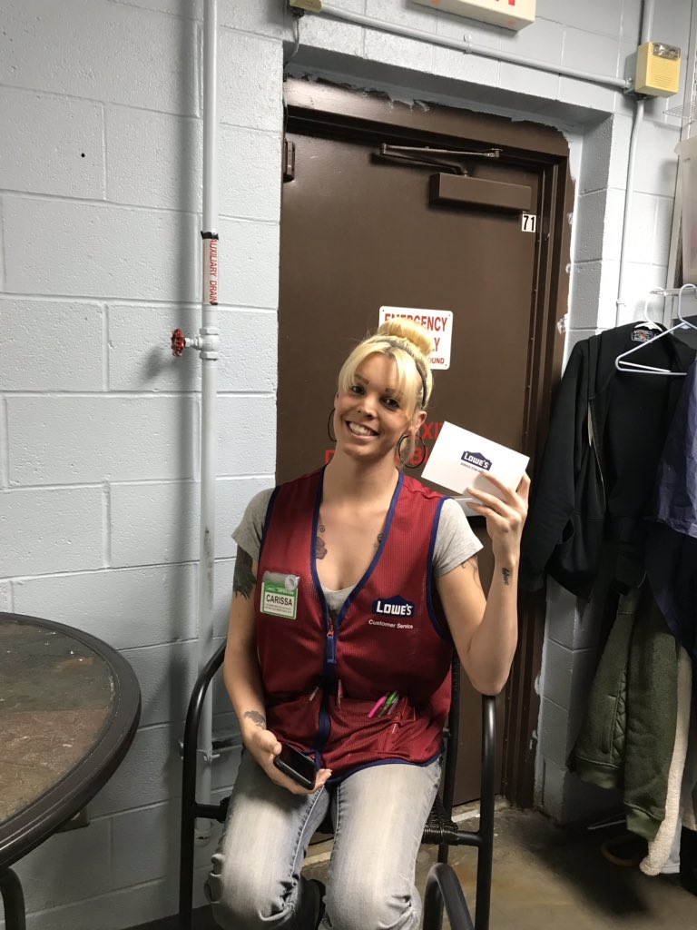 Lowes1099's tweet photo. Carissa rocks!  She really helped a customer replace a broken fridge today!  She went above and beyond! https://t.co/2f5113hGFm