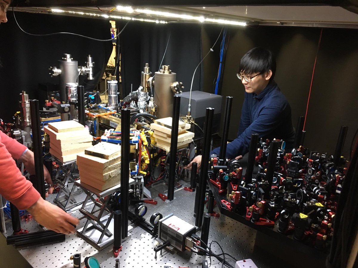 CaMBQD's tweet photo. A few months ago #TeamQuasicrystal had a vacuum leak and all their optics had to be removed so they could bake the chamber. But theyβve made an amazing recovery, have seen #ColdAtoms again, and today we put the most important breadboard back in place!#RealTimePhys #Teamwork https://t.co/zHKvn4OZtx