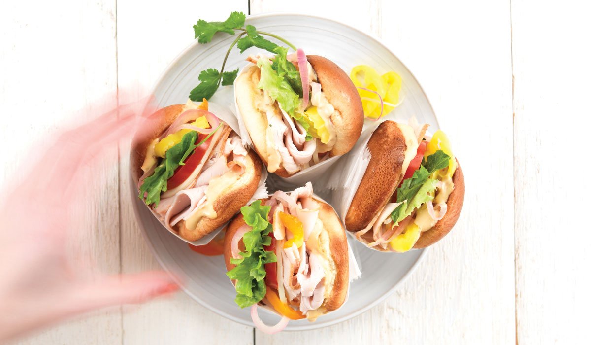 Reinhart_Corp's tweet photo. With pickled red onions &amp; samba mustard, #Samba Turkey #Sliders are a perfect lunch time bite that is easily #portable &amp; packed with flavor! #TurkeySliders

Recipe: https://t.co/7YutHWdnZ3 https://t.co/qaWMJRegMp