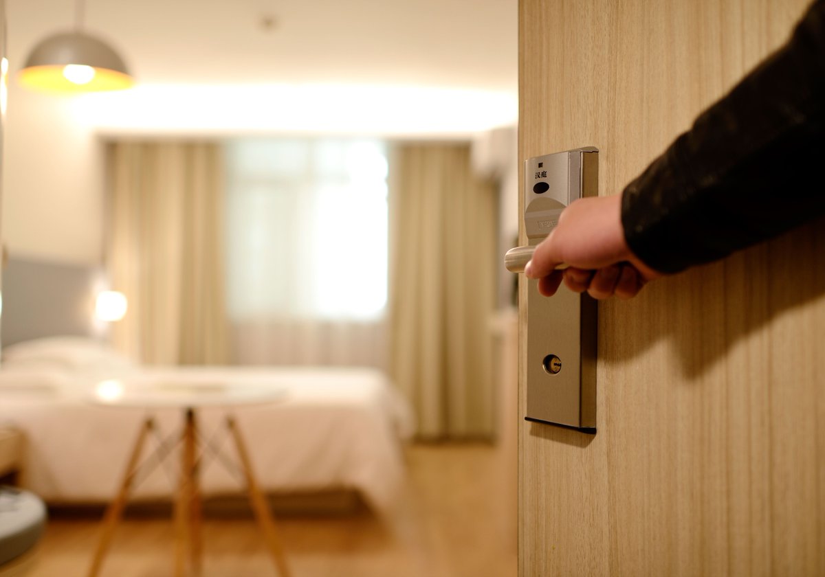 quietrock's tweet photo. QUIETER MORE SPACIOUS ROOMS FOR GUESTS
Installing sound damping drywall is an effective way to achieve high sound isolation performance without sacrificing valuable floor space. Learn how at QuietRock booth number 2525 at HD Expo in Las Vegas this week. #Quietrock, #HDExpo2019 https://t.co/iJpANGs5lT