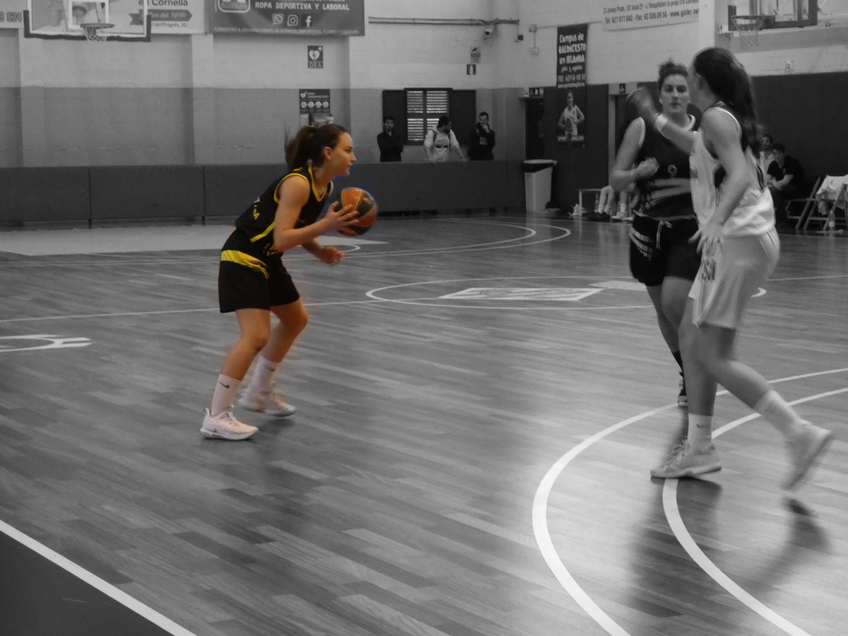 ASRBasketAlmeda's tweet photo. Orgullosos que el #SFALM lideri aquesta estructura i segueixi consolidant-se com al millor context per la formació de les jugadores d’edat #CF i #JF
Laura M. es converteix en la 8a jugadora dels equips de formació en sumar minuts i experiències amb el #SFALM a #CopaCatBQ https://t.co/PYuUiNquEv