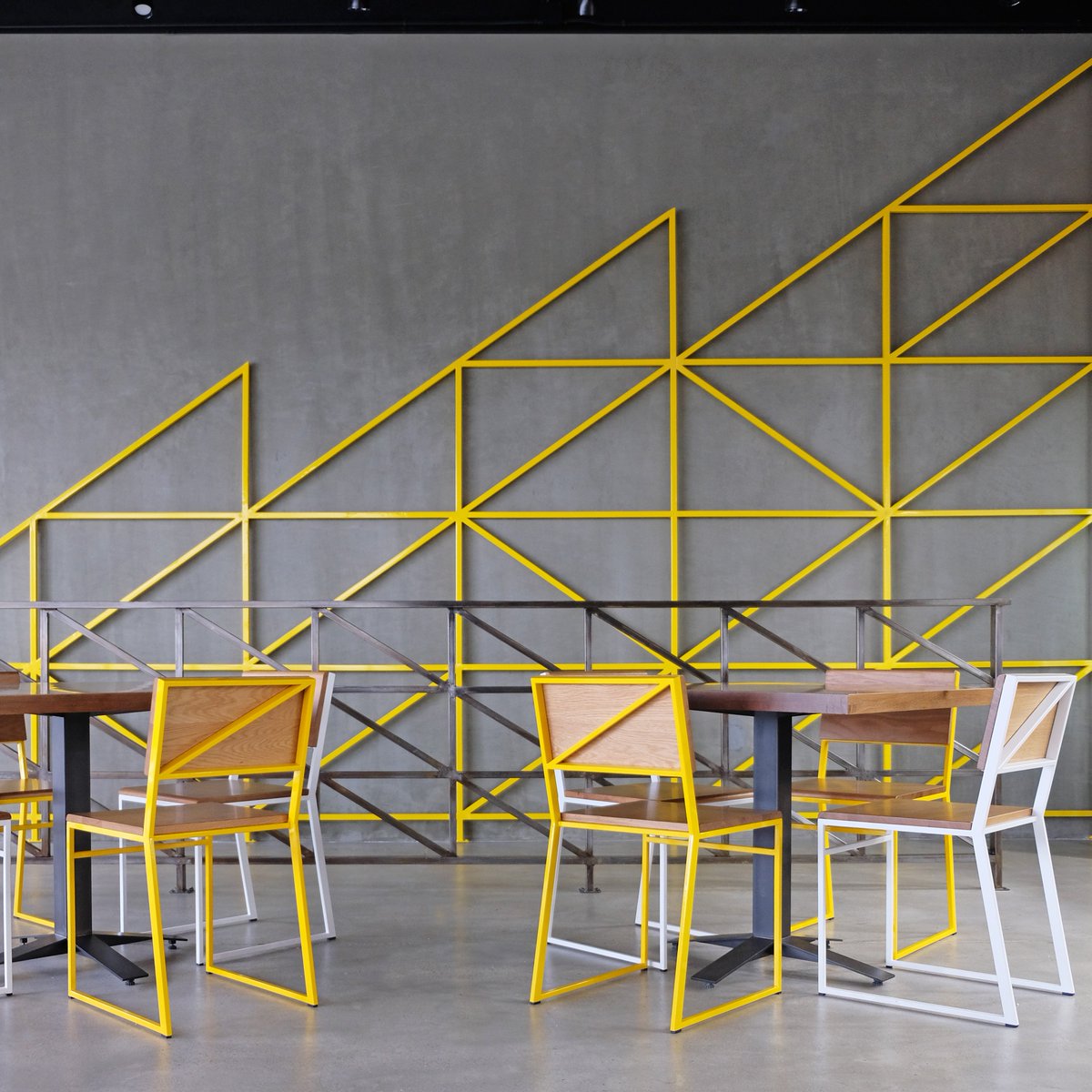 📐 Our interior design by <a href="/deducedesign/">Deduce</a>
with furniture by <a href="/uhurudesign/">Uhuru Design</a> references the metalwork designs found throughout Mexico City 
 
🌮 Come make yourself at home and dine with us: 506 Yale St. Houston. 
#interiordesign #interiors #restaurantdesign #houstoninteriors