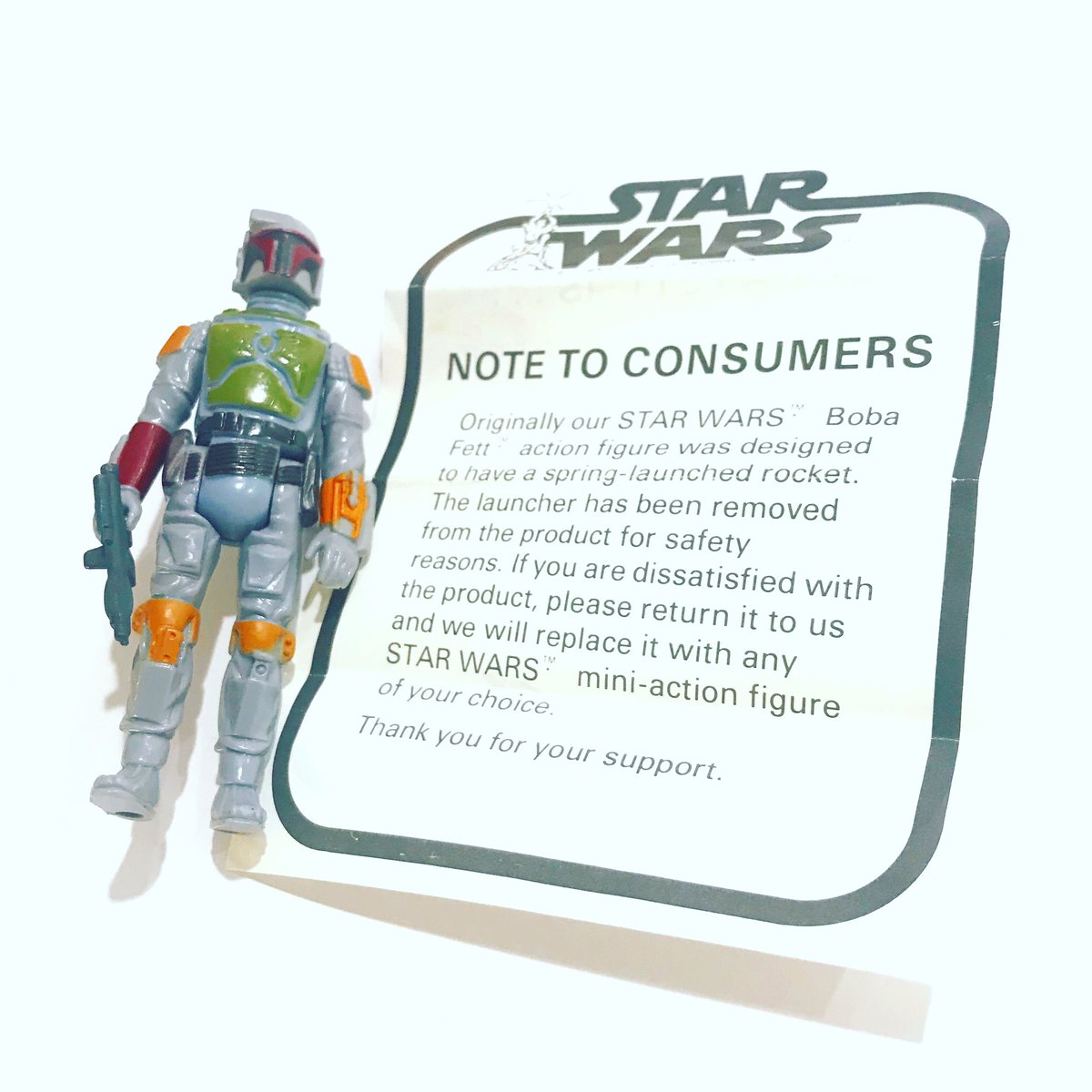 vintTOYDIVISION's tweet photo. Many o’ disappointed children. I wonder if anyone ever sent Boba back for replacement. Comment if you were “that kid” 🤓 #VintageSTARWARS #KennerToys #VintageToys #ToyCommUNITY #Toystagram #ToyPhotography #BobaFett #BountyHunter #STAYHUNTING #VintageSTARWARSplug #ItsATrapLife https://t.co/KFiUGvwyMT