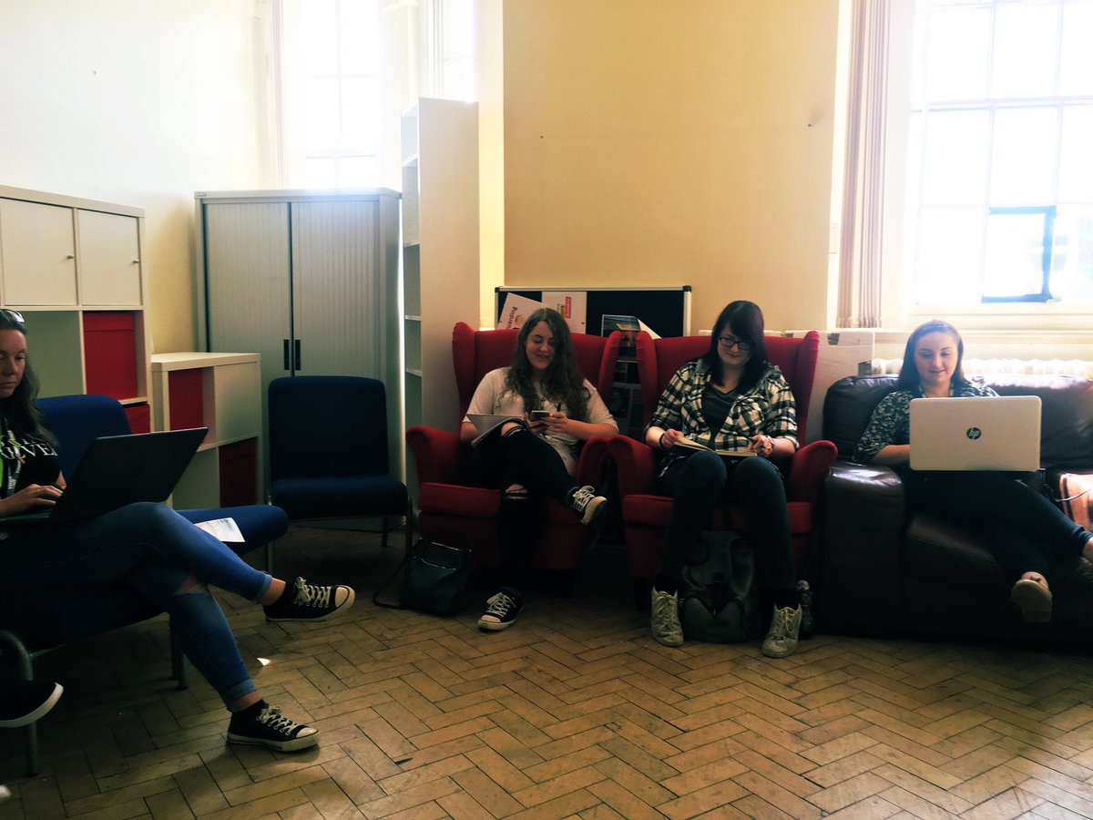 Charlotte_Cymru's tweet photo. #Training today @YMCASwansea #YTraining with @WildeGillian 🤘 Sharing #goodpractice and #crossmarking each other’s work ✌️
If you are interested in #Training please DM @Geraint_YMCA for further information ❤️
@vicki_ymca @SwanseaHour @AbertaweWorking @AgoredCymru @SwanseaCouncil https://t.co/uEhkwEr4cU