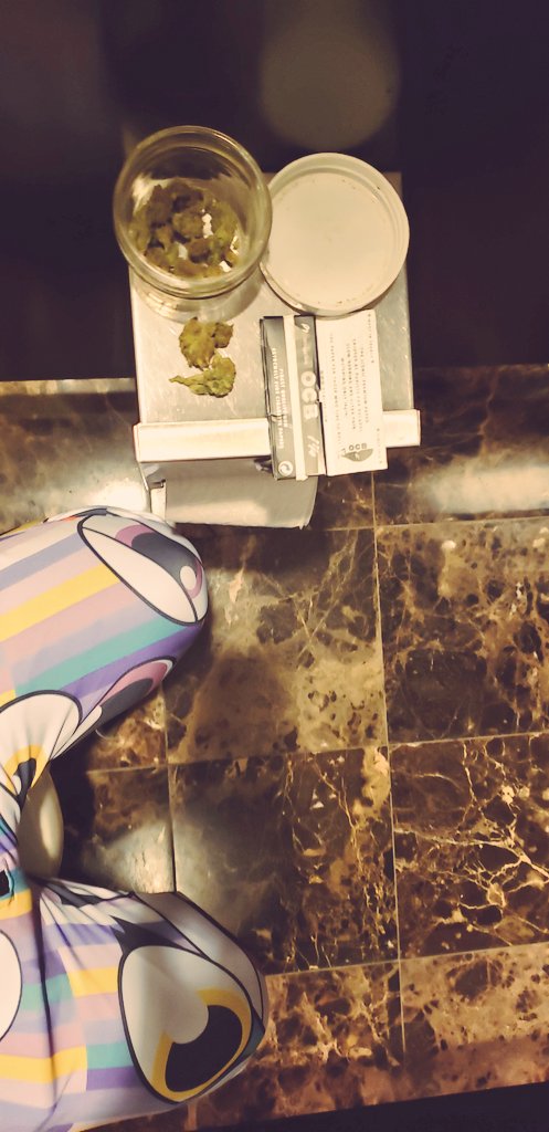 Someone said "smells good in here" and the entire bathroom laughed. #Consensus2019 #BlockchainWeekNYC #BlockchainWeek 
SPONSORED by <a href="/PotCoin/">ⱣotCoin</a>