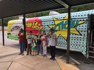Norcross_IB's tweet photo. Pville's students were able to visit the Cluster's Book Mobile! Look for schedules for the summer. https://t.co/r8MbbMEGxI