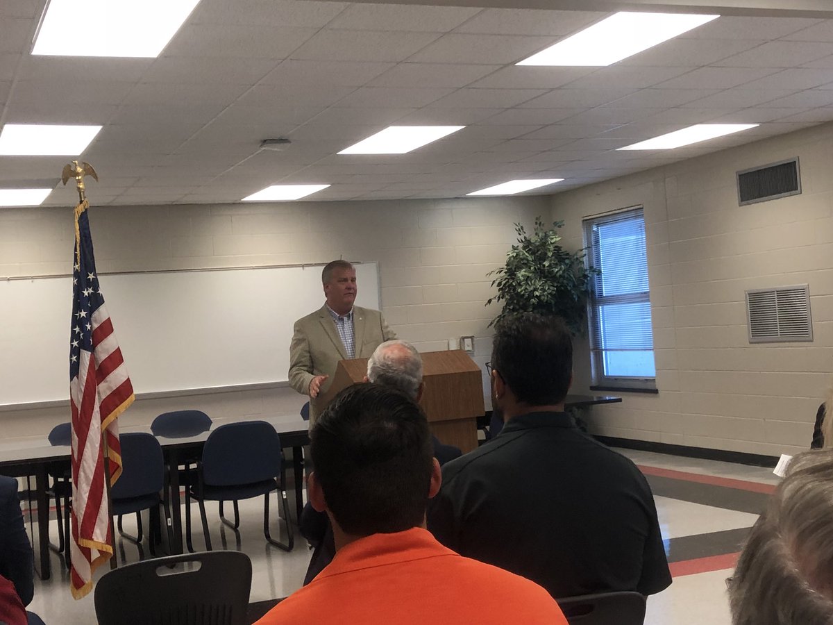 westalworks's tweet photo. Our exec director @Donny_Jones: “I have never seen a facility that has been such a partnership.” on the Brookwood Career Tech Annex @tcss_schools @ALWorksSystem https://t.co/XW9FcnxxHf
