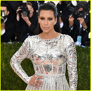 secretsalons's tweet photo. #KimKardashian at the #MetGala:
Which look are you rooting for? https://t.co/lRnz418iSq