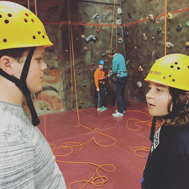 LoyalistScouts's tweet photo. Vertical Skills with the Kingston Scout Troop https://t.co/yAeGY7dmHD https://t.co/q8pGwcCgYf