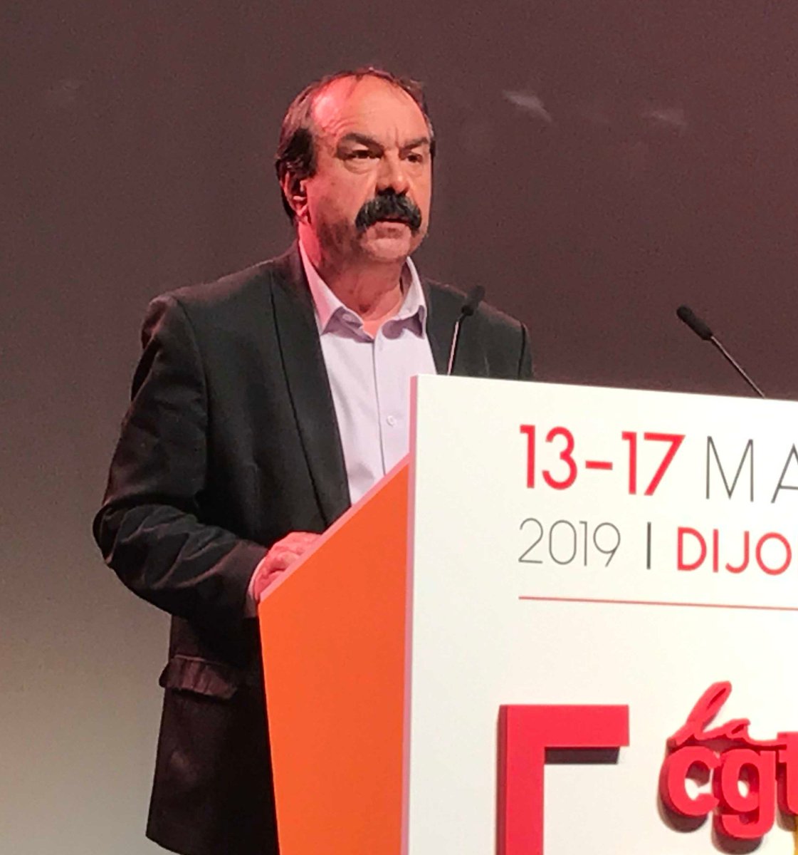 Nous nous revendiquons plus que jamais comme un syndicalisme de classe car, oui, plus que jamais, le monde est bien divisé en deux camps. Celui du capital et celui du travail. #congresCGT