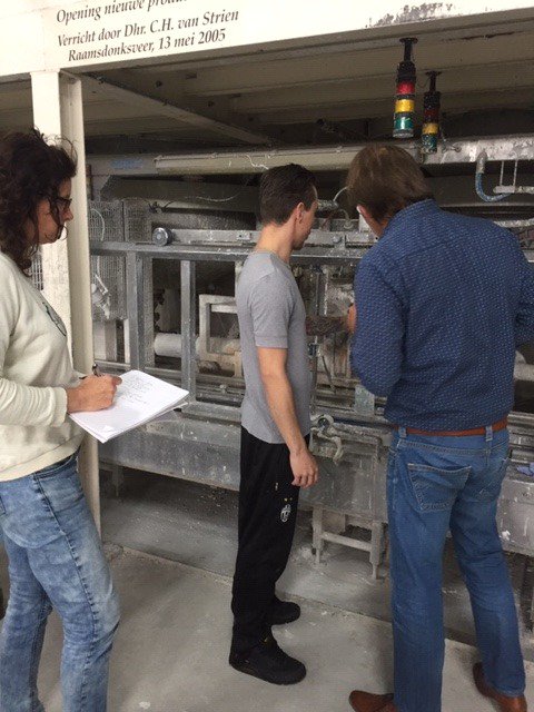 Strikolith's tweet photo. Na 1,5 jaar studeren was woensdag het examen voor #Vapro A voor Danny en Storm.
Danny is geslaagd met een 7,3 voor deel 1 en een 8,1 voor deel 2! En Storm met een 8,1 en een 7,3!
Mannen nogmaals #gefeliciteerd!! #Strikoilthstaatnaastje
https://t.co/PG8hrOAdJf https://t.co/9JUJdStqlM
