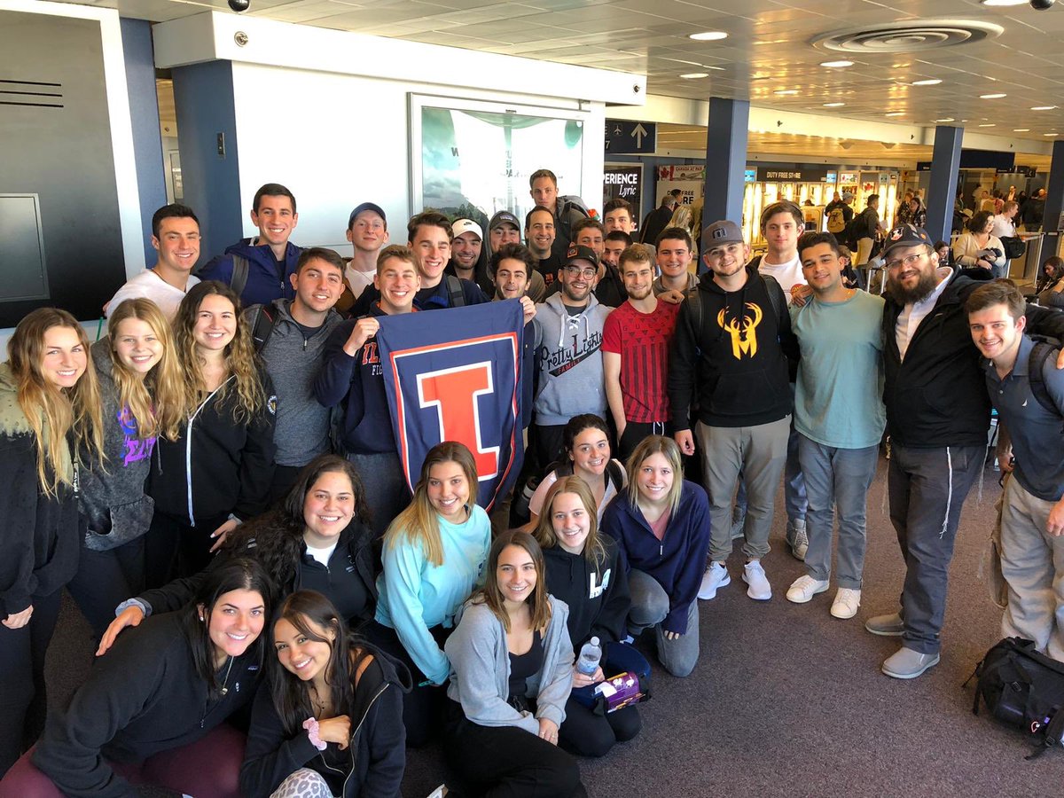 IlliniRabbi's tweet photo. And we’re off! @IlliniChabad’s @birthright @MayanotIsrael bus 30 is on the way home! A bus full of @Illinois_Alma students ready to take on 10 amazing days in #israel #mayanot30 #illiniLoveIsrael https://t.co/2mW7aeJxd4