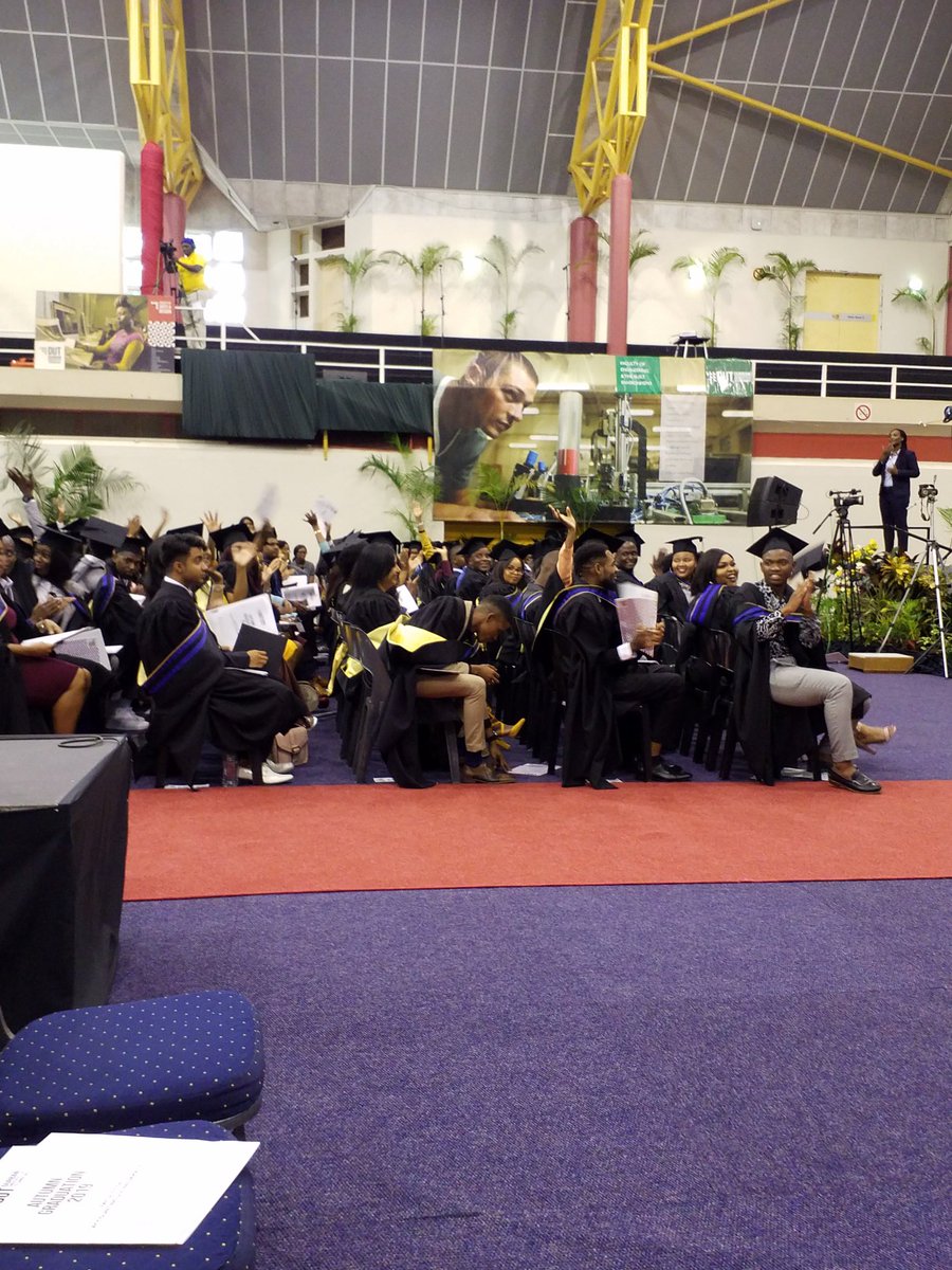 DUT_Tweets's tweet image. Faculty of Accounting and Informatics @DUT_Tweets graduation ceremony @RadioDUT 
#DUTGrad19