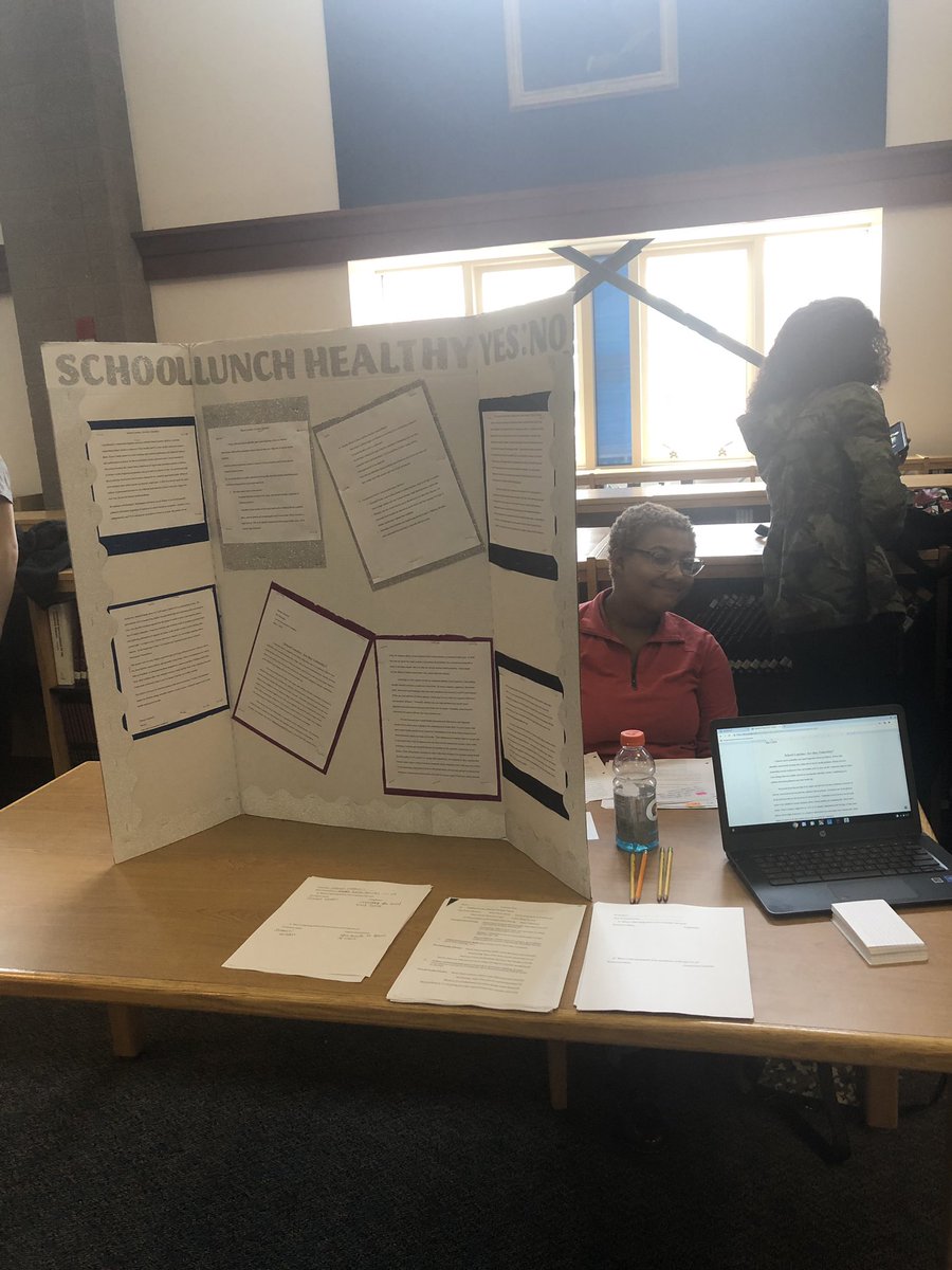 HartfordPublic_'s tweet photo. #CapstonePresentation https://t.co/UkRfdMyt4Y