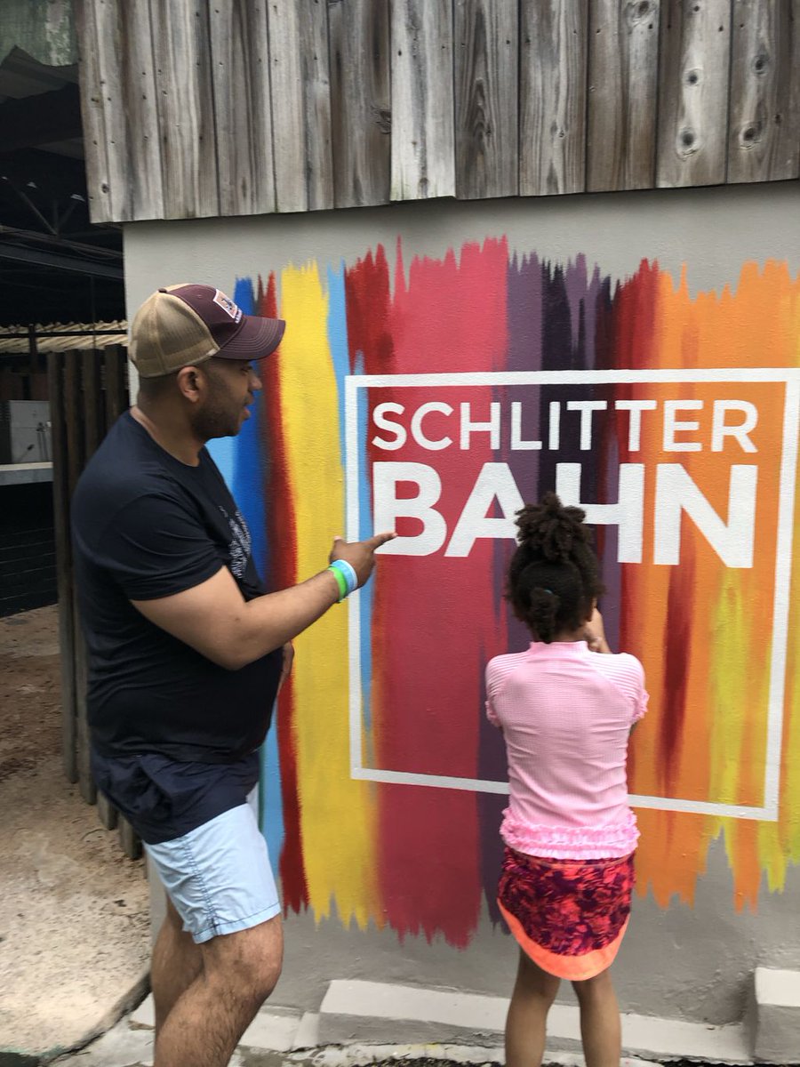 weekendscount's tweet photo. Travel Tip - Find the photo walls in your local water and/or theme park. These walls are asking for your engagement! Bloggers and Travel Blogger Tip - #traveltalkconverge #BahnLove #TexasTravelTalk #travel #weekendscount #TexasTravel #TravelHacks #TravelBlog #TravelTips https://t.co/dRPreixKb1