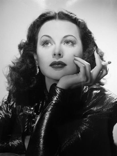 Lainey_H_'s tweet photo. #PinUp 🌹
Hedy Lamarr was an Austrian-born American film actress and inventor. Know for her beauty but extremely intelligent. 1940’s https://t.co/RYplt1q7di