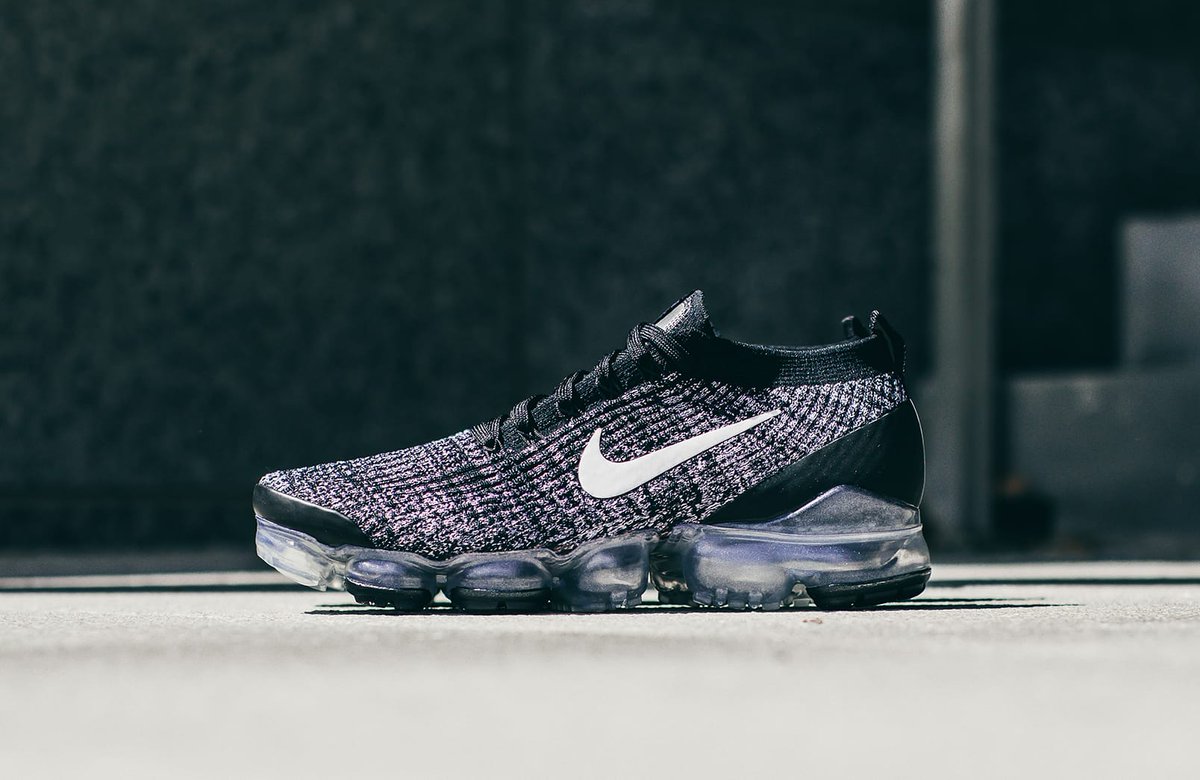 nike vapormax flyknit 3 cookies and cream