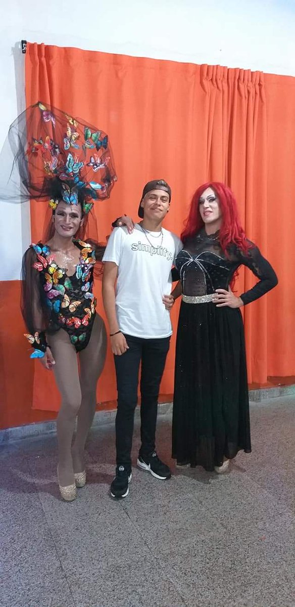 NevyShow's tweet photo. Cumple de 18 en Berazategui https://t.co/3JY0cu5rDN
