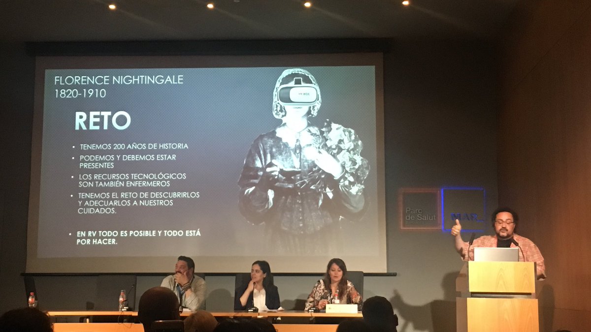 AlbaRosello's tweet photo. “Florence Nightingale nos diria que en el siglo XXI las enfermeras tenemos que estar en los hackathon de salud, y llevaría gafas de realidad virtual para aprender” @_antonio_rosa #gamification #realitadvirtual #DiaInternacionalInfermera #ESIMar @UniBarcelona @hospitaldelmar https://t.co/1zqFZZDOSi