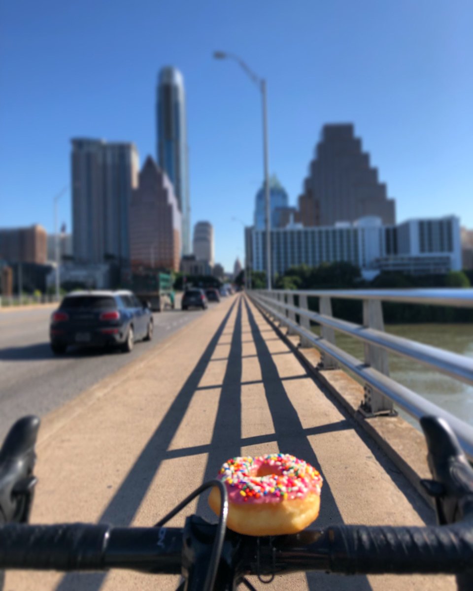 mellowjohnnys's tweet photo. Itโs Bike to Work Week.
And weโre making plans with our friends at Howdy Donut for Friday, May 17, which is Bike to Work Day.
Stop by the fueling station at the shop this Friday and grab a donut.
#rideyourbike #b2wd cc @bikeaustin https://t.co/QTbh16CF8I