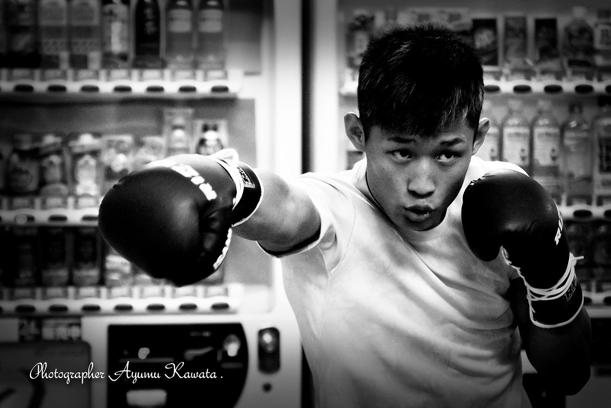 Ayumu_Kawata's tweet photo. 昨日はDEEPにて撮影させて頂きました!
TRY HARDから和希選手。
怪我からの復帰戦。
#DEEP89
#格闘技は素晴らしい https://t.co/Ehx7TfFOEq