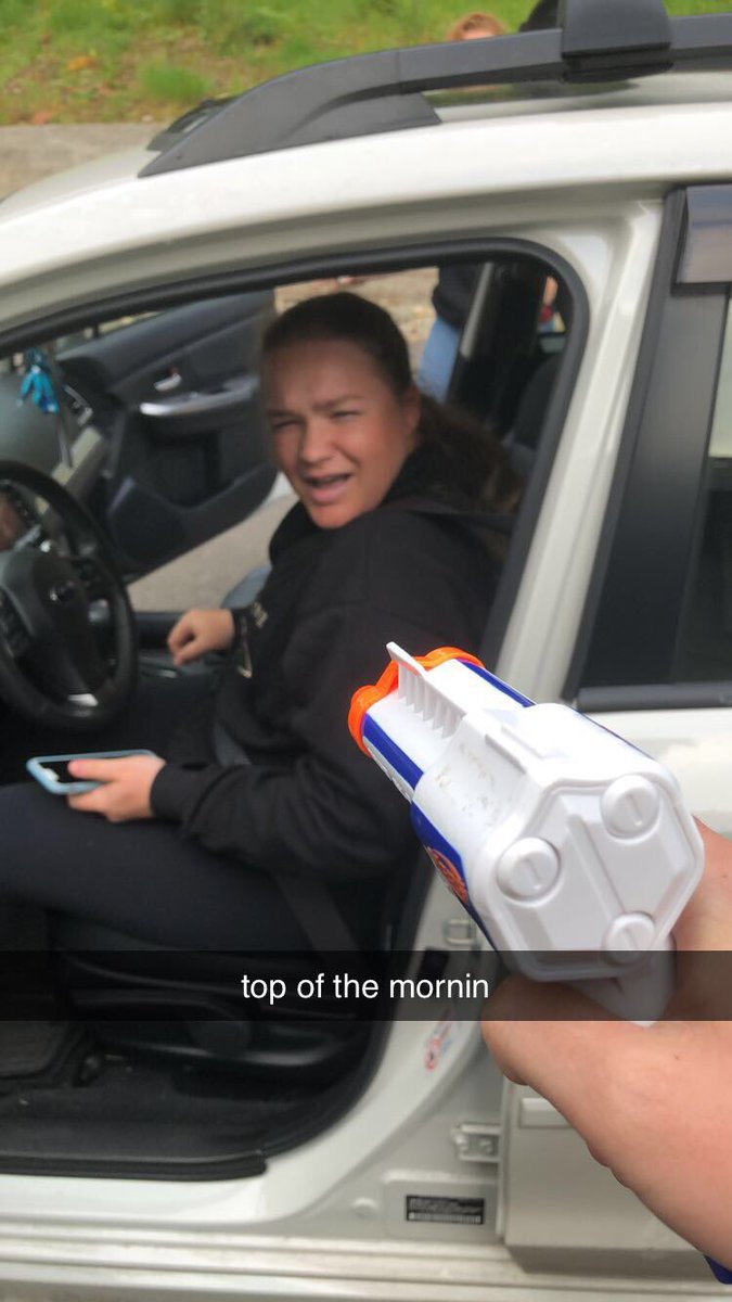 Bprep2's tweet photo. Addie went on a solo mission this morning and caught Abby slipping at her carpool. Rip. #WeGotShmurdaOnOurMinds https://t.co/QHRXOIldNJ
