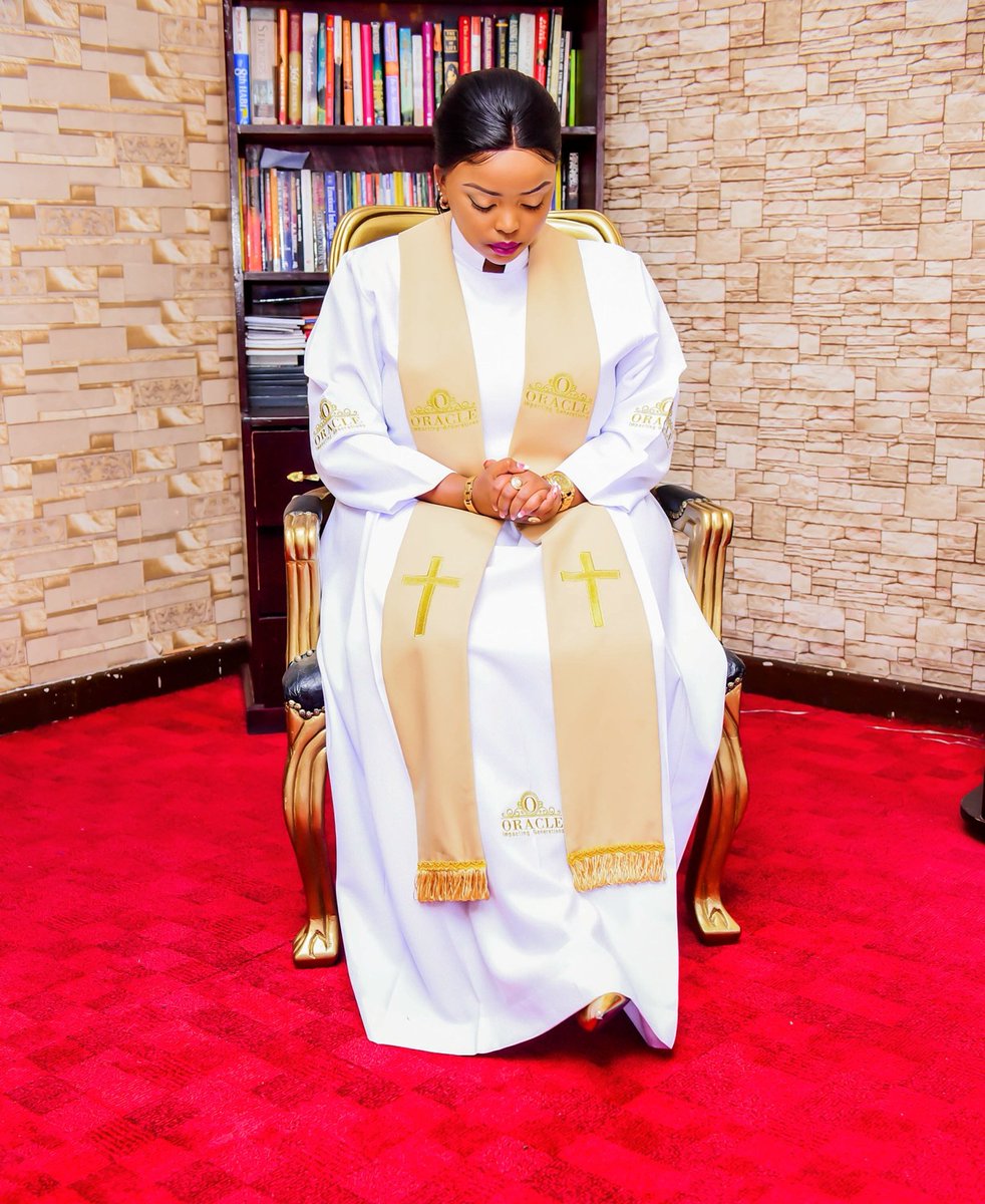 RevLucyNatasha's tweet photo. I just heard in my spirit
Your case is settled in the name of Jesus. All set to minister Tonight . Come with a friend!
Join Us For Miracle Monday Service at 680 Hotel Along Kenyatta Avenue from 5.30pm!
#MiracleMondayService
#OracleOfGod https://t.co/lKYBFrkMDt