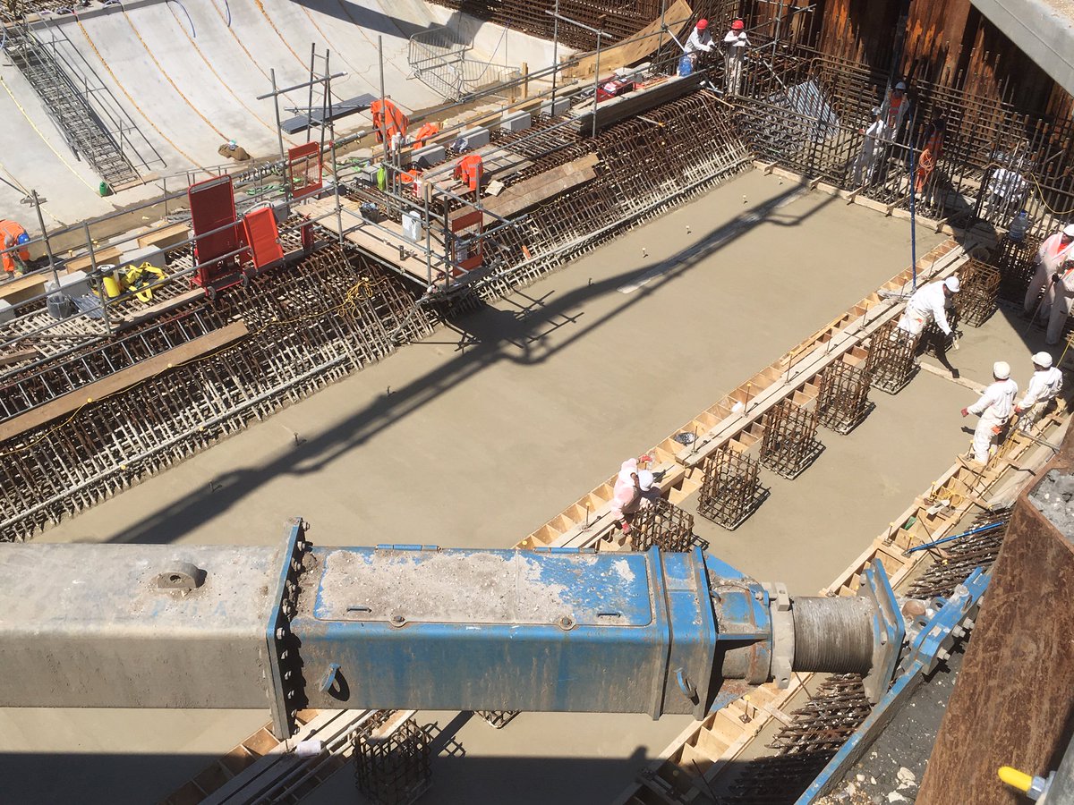 BostonBarrierEA's tweet image. The first slab has now been poured for our stilling basin. Once completed, it will reduce the turbulence of flow which passes through the Barrier channel. #whatiscivilengineering #teamEA #PrepareActSurvive