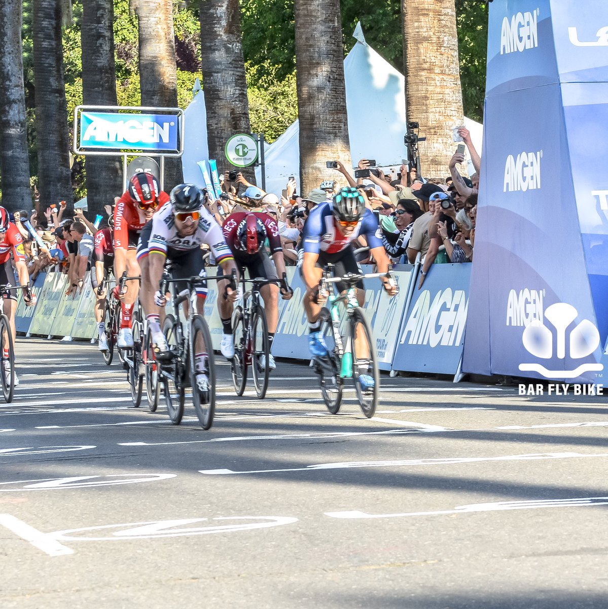 BarFlyBike's tweet photo. It was a fierce finish as Peter Sagan and Travis McCabe threw themselves over the line. Next stop - Stage 2 in Rancho Cordova!
⚫️ 
⁣📷 : @BarFlyBike⁣
#petersagan #travis_mccabe #barflybike #AmgenTourofCalifornia #uci #USAcycling https://t.co/0mEHV0NB3j