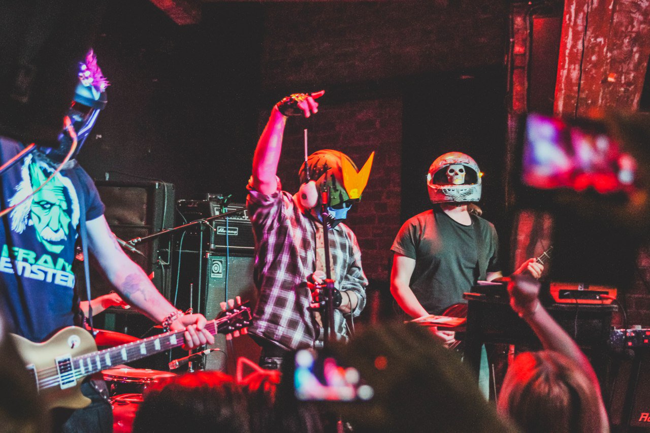 bondage-fairies-t-shirt-white-man-fucks-teen-japanese-boy
